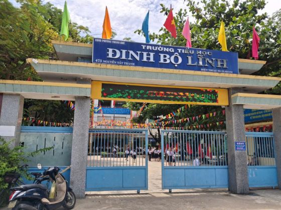 Ảnh của Đà Nẵng: Phụ huynh phản ứng vì con phải ghép lớp bán trú